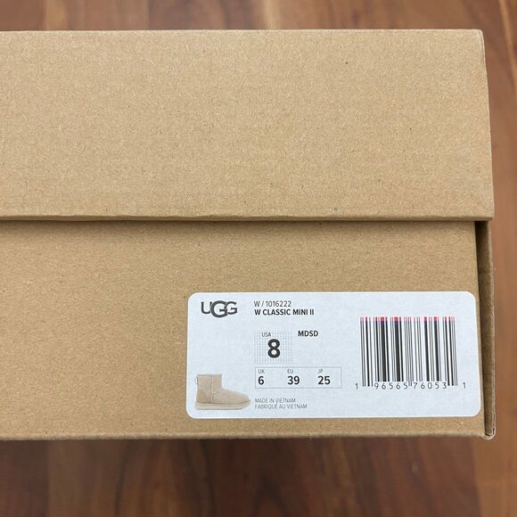 UGG Women's Classic Mini II Boot Mustard Seed | Women’s 8 | NEW - Picture 8 of 8